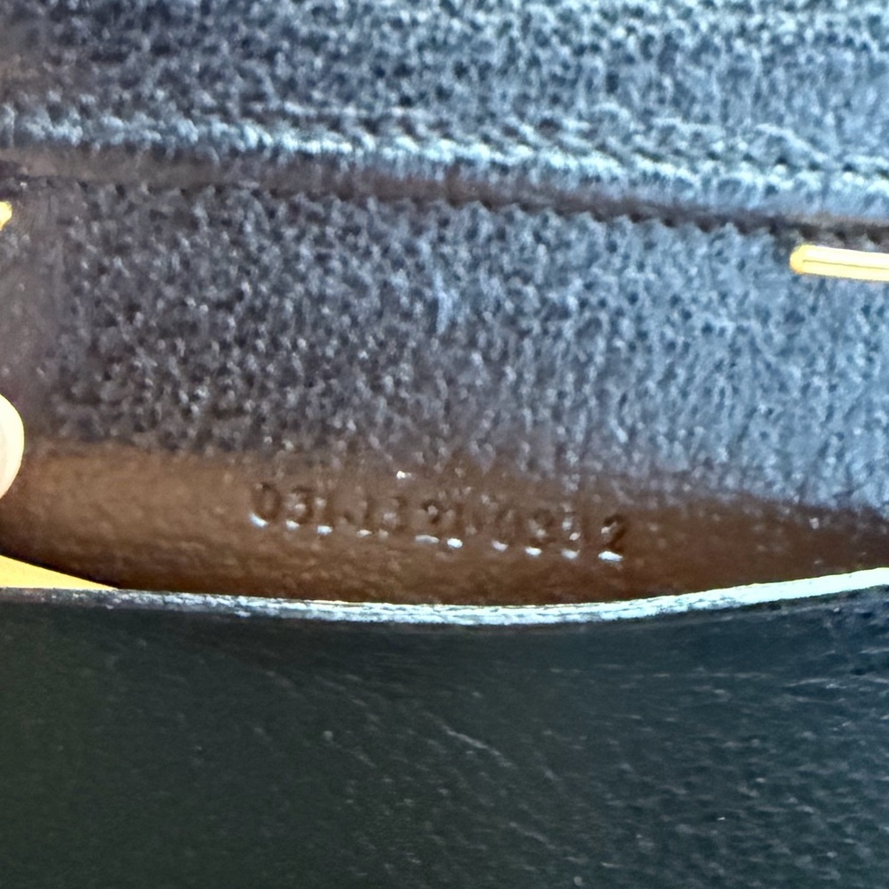 Vintage Gucci Black Pebbled Leather Bifold Wallet - Gold Jackie Buckle - Picture 5 of 9